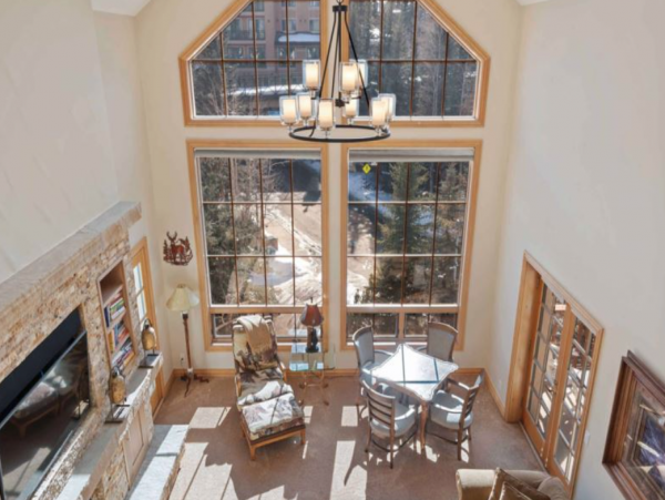 Four Bedroom Ski Rental Sleeps 10 Guests